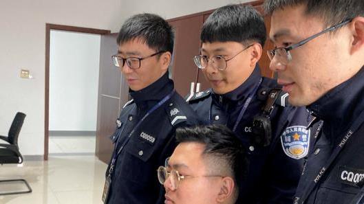 招聘|国税局直属单位开启招聘，学历门槛本科以上，年薪十万且有编制