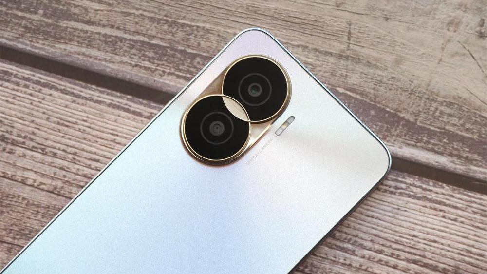 vivo|荣耀突然上架新机，40W快充+5000万，拥有“13GB运存”售价亲民