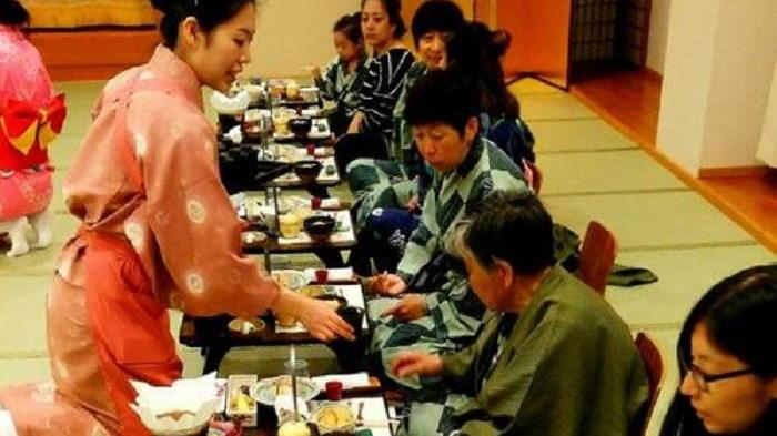 真实走进日本家庭：看看他们一日三餐吃些啥，和国内差异有多大？