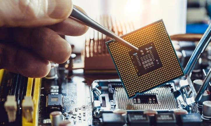 CPU|缺芯片的根本原因终于找到了：美国的芯片专家大多数来自清北学霸