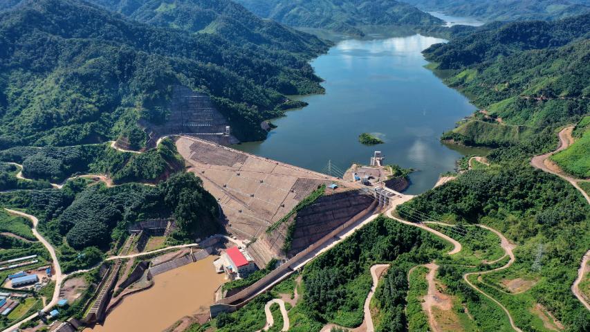 溃坝|老挝拒绝中国，找韩国花70亿修建大坝，溃坝之后请中国帮忙