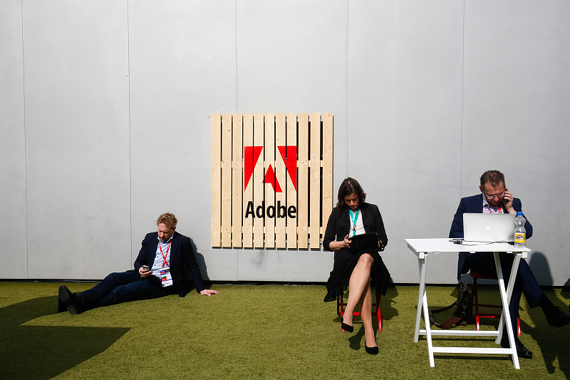 x86|Adobe推出离谱收费!将对上万种颜色收费、每年599元!