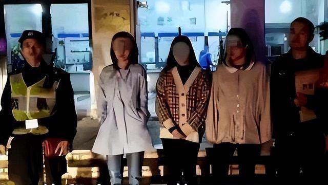 纪实：小伙因长得太帅，被3名女子强行拖上车，男子：放过我吧！