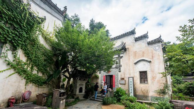 清迈|一座有着500年历史的古村，这里常年游人络绎不绝，你到那里玩过吗