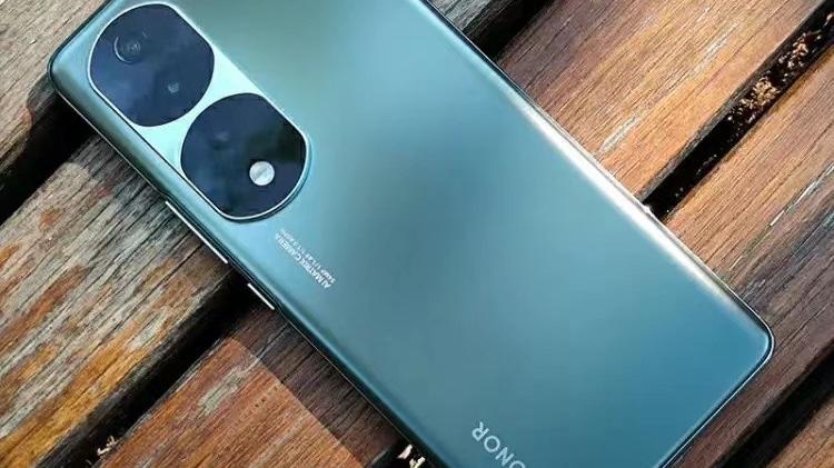 华为荣耀|IMX800三主摄+5nm芯片+百瓦快充，12GB+256GB跌至3299元