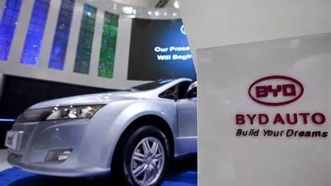 芯片|提升中国制造的利润生态位，这事儿比造芯片难