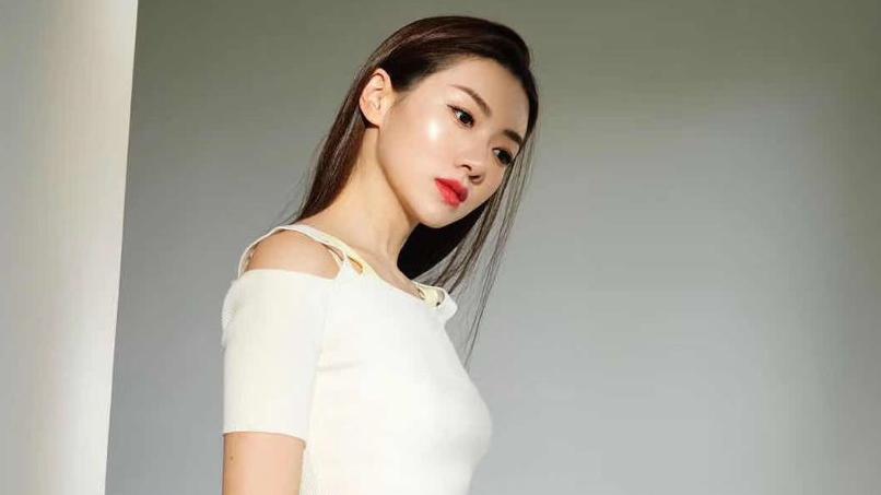 郑恺|她是郑恺前女友，二人多次公开秀恩爱，全网的意难平啊！