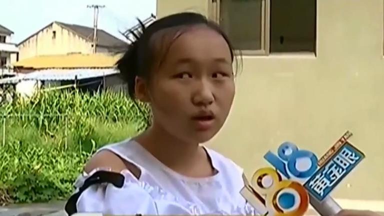 女子半夜掉进化粪池，追求者全部跑光，网友：这下全国都知道了