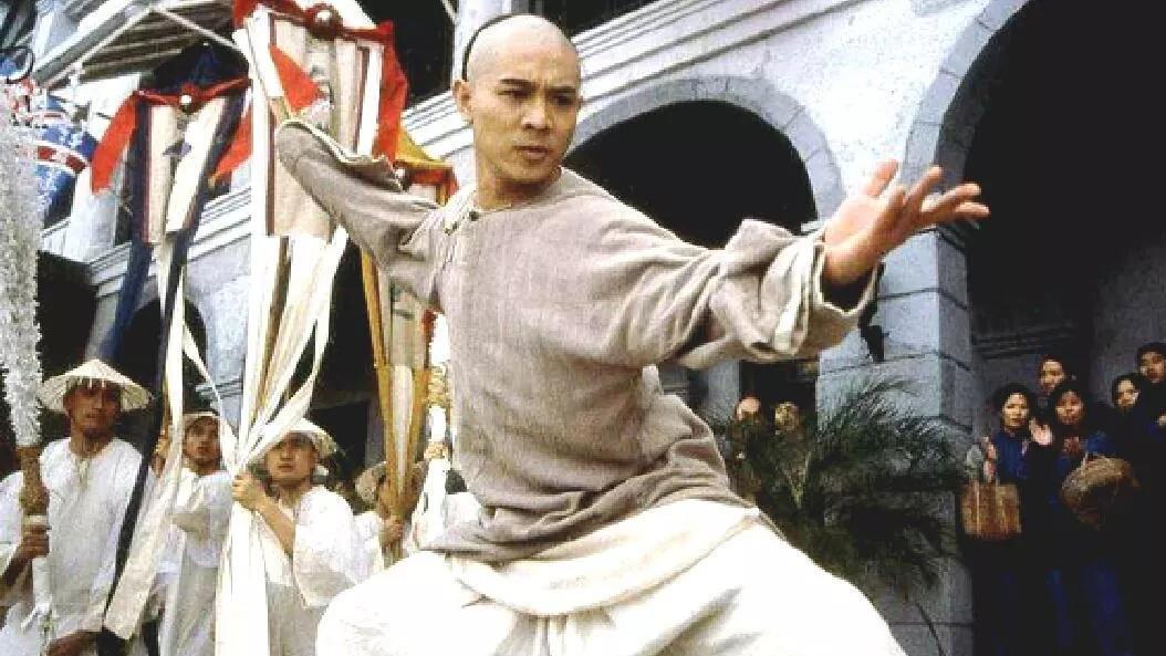 李连杰|李连杰自导自演这部电影：自命英雄却票房惨败，现在几乎“失传”