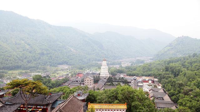 祁县|从长城上眺望，不仅能看到大漠孤烟直，长河落日圆，还有“四海八荒”的雄伟高原风光