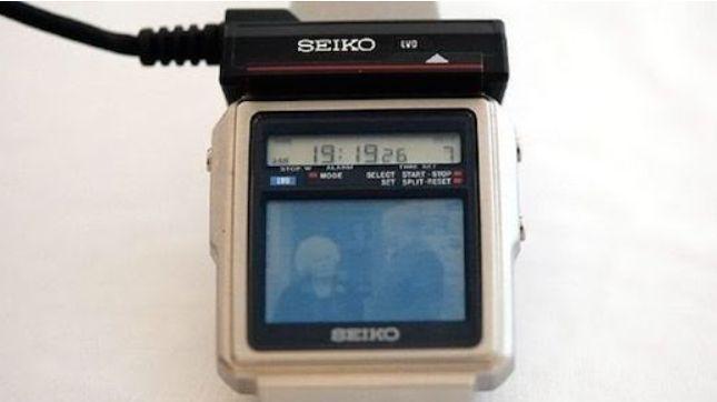 智能手表|第一代的智能手表只能显示电子数字