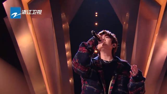 李玟|中国好声音剧透：黑马周菲戈提前淘汰，李玟战队仅剩王泽鹏一人
