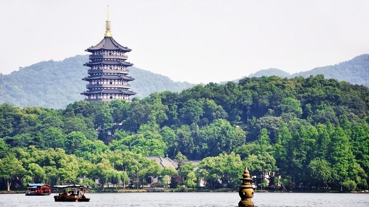 洪崖洞|人均300多，这个中秋西湖太美了！33艘月亮船盛住满船清梦