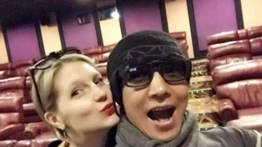 央视|央视名主持的夫人群像：任鲁豫夫人身家过亿，康辉夫人20年丁克