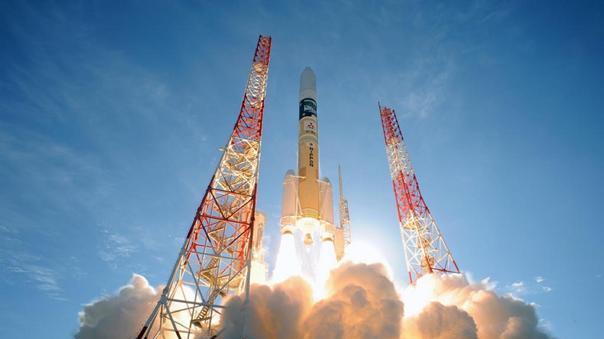 日本首个登月探测器，飞行途中失联，中国空间站已在搭“天桥”