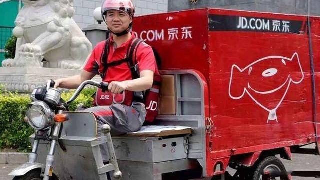 |刘强东疑惑不解：上班族更喜欢淘宝，京东物流难道不够快吗？