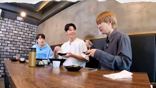 银赫|许光汉真的合体SJ吃泡面！银赫传授道地吃法，韩粉融化：好可爱