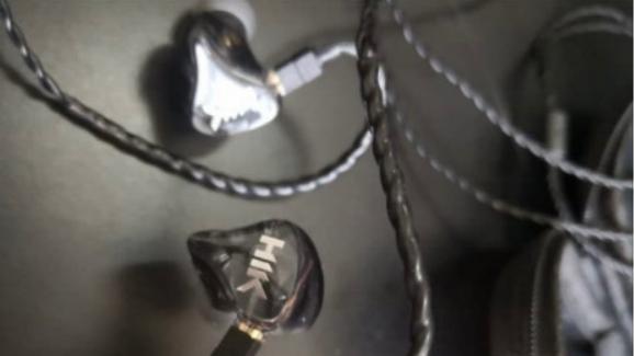 耳机|纯净的好音质，几款耐听的入耳式有线耳机，颜值和音质并重