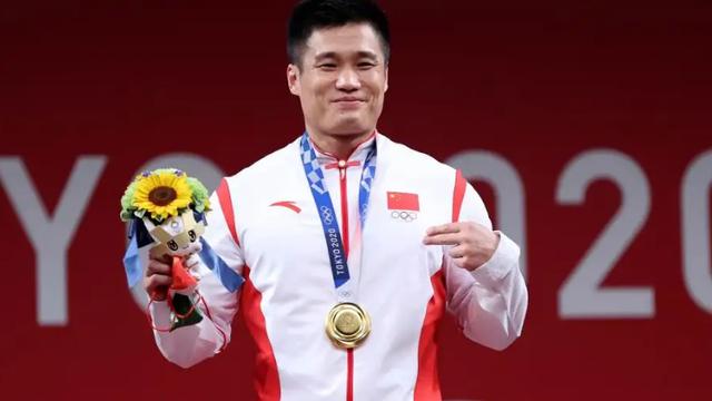 吕小军|官宣！中国38岁奥运冠军兑现承诺，正式宣告复出，巴黎冲击四冠王