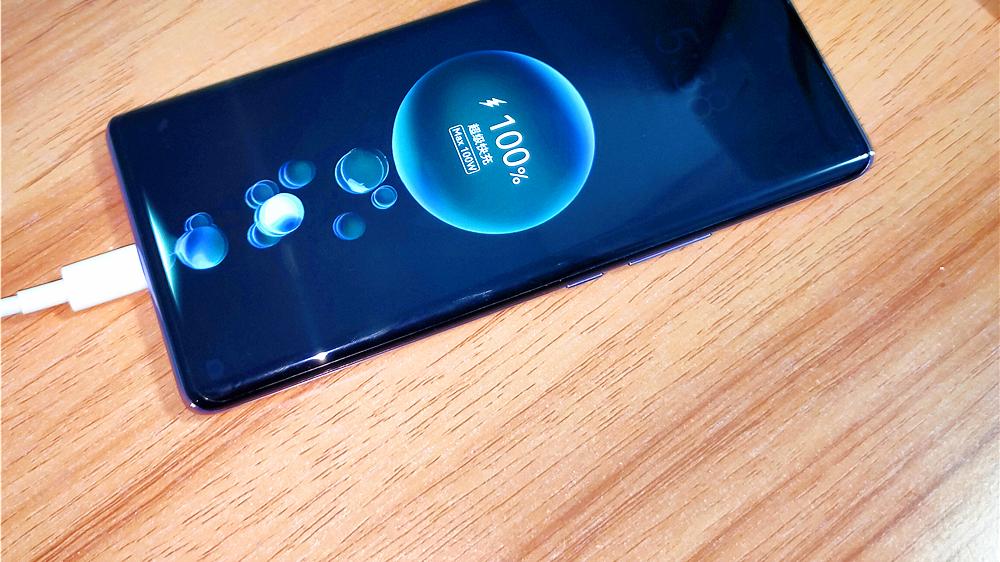充电器|Hi nova 9 Pro测评：年轻人的“第一台手机”