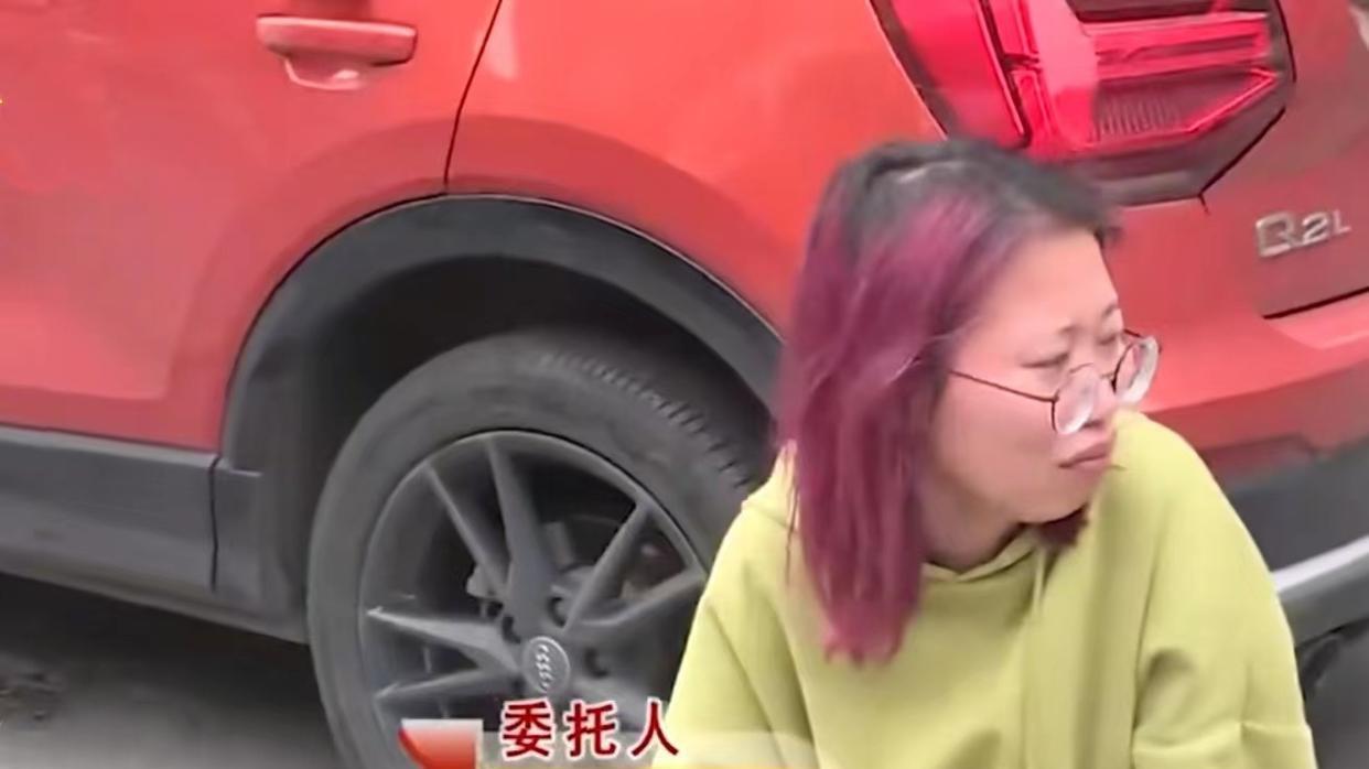 女孩嫁给初恋，不仅遭丈夫家暴还被赶出家门，女孩：我决不离婚
