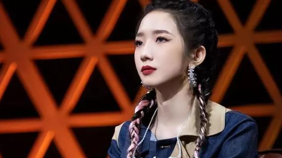 丁太升|一部代表作都没有，却高高在上当评委，小丑闹剧啥时候能结束？