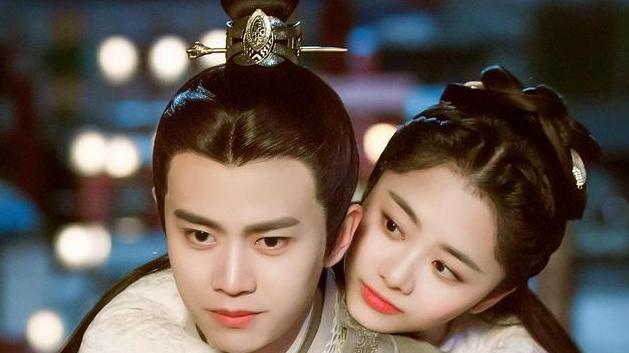 锦衣之下|你认为谭松出演女主的戏里和哪位男艺人最搭？