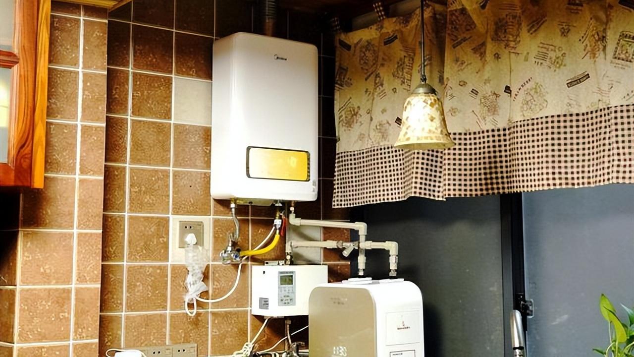 热水器离浴室远，出热水太慢怎么办？试试这4种办法吧，超实用！