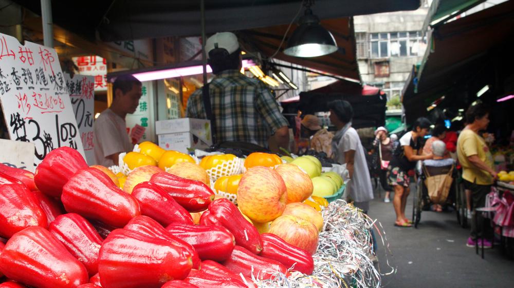 17岁女孩失踪，15岁男生在学校凭空消失了一个多月