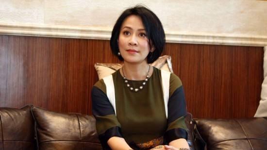 洁癖|鲁豫：听说你洁癖很严重？刘嘉玲：就是不和我老公共用马桶，浴缸