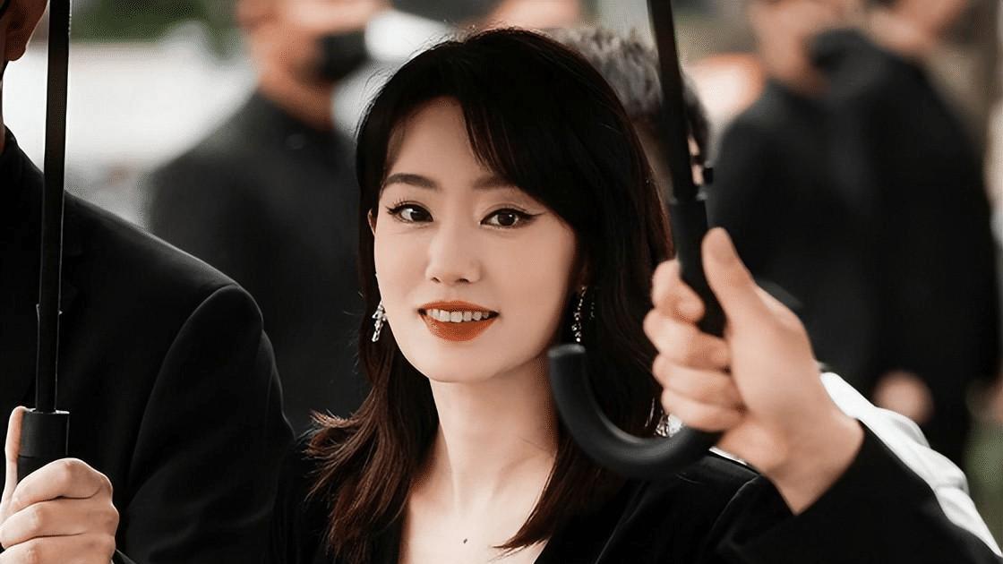 张小斐|该醒醒了！张小斐