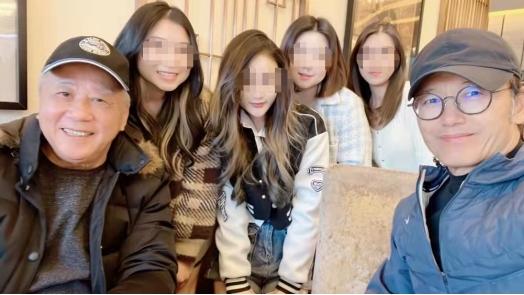 苗侨伟|夏雨被曝移民，急售内地房产，和苗侨伟国外聚会一众美女作陪