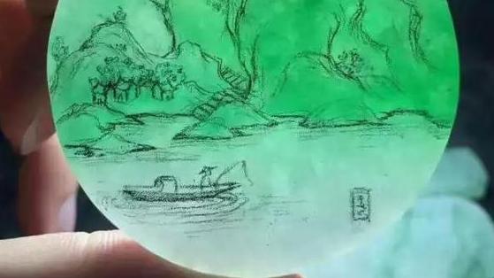 翡翠|翡翠原石一身是宝，即使是翡翠的边角料，也能够卖出很高的价格