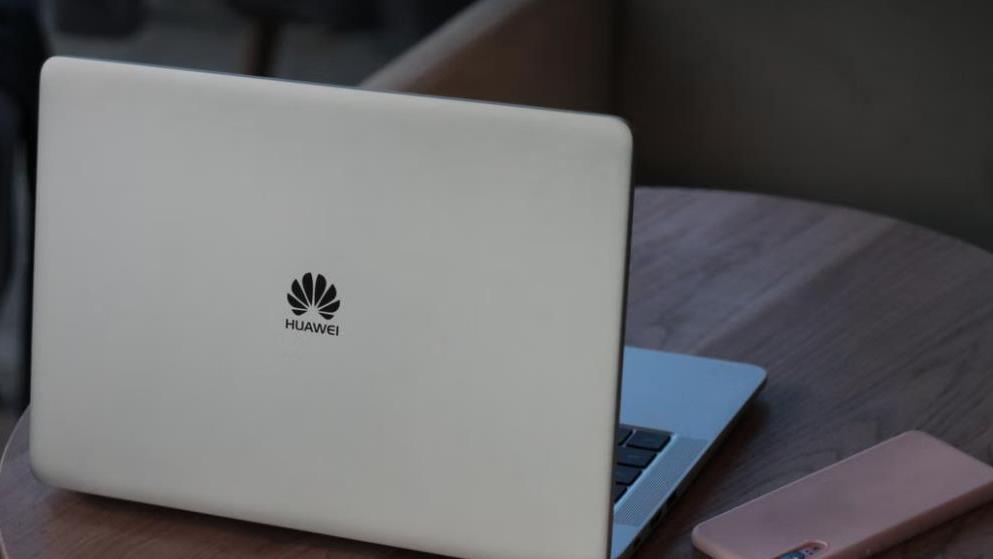 |下滑的业绩，巨额的分红，华为的处境究竟如何？