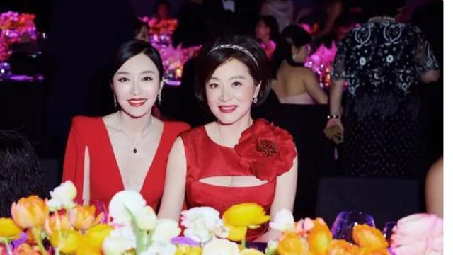 东方不败|《东方不败》里这么多美女！你觉得谁最美？她们现在怎么样了