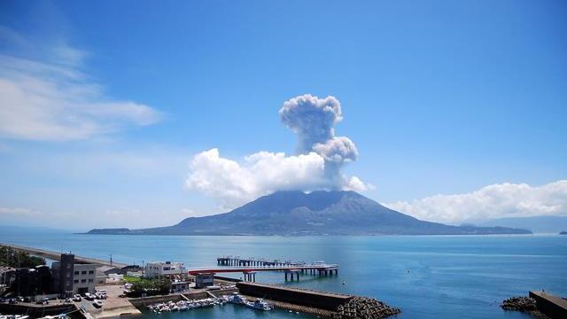 巴厘岛|全长四万公里，坐落512座活火山，火山带为何环绕太平洋？
