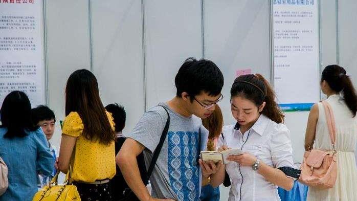 招聘|“国家电网”面向社会招聘，专科生也能报名，门槛不高待遇好！