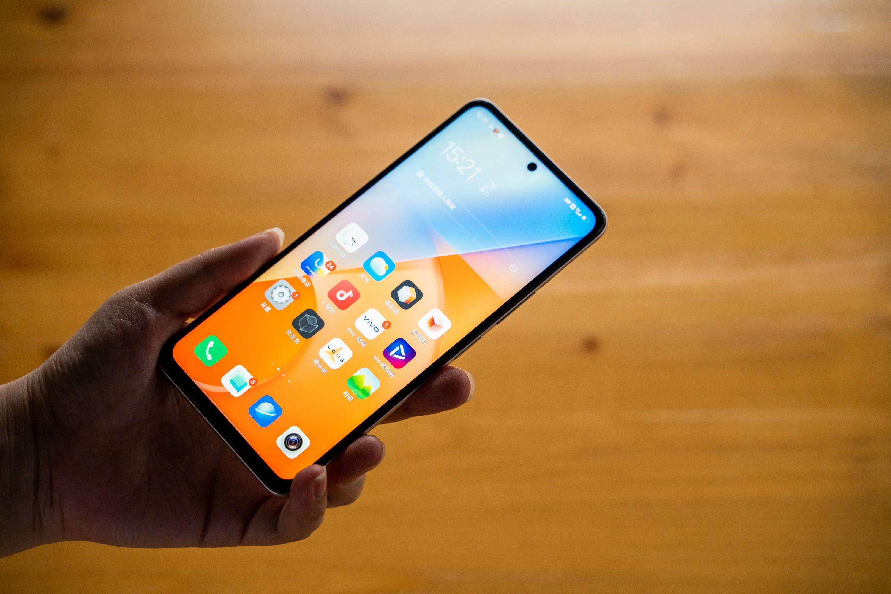 iqoo|iQOO Z5值不值得的入手！亲身体验2个月后，说说真实感受！