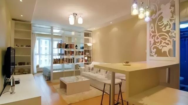 亲戚在香港置购了套50㎡的房子，天天炫耀，我真想这样对她说！