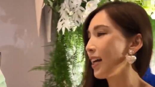 陈若仪|陈若仪独自现身香蜜拉婚宴！透露林志颖现状，身形消瘦疑操劳过度