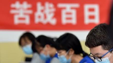 大学|985毕业生含泪自述：“后悔选择这个专业了”，新生报名时需注意