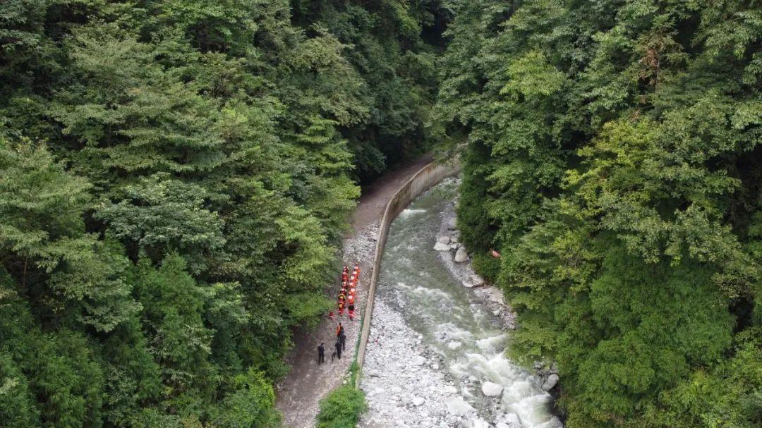 四川彭州惨遭山洪大爆发，已致多人死亡，为何会突然猛烈爆发？