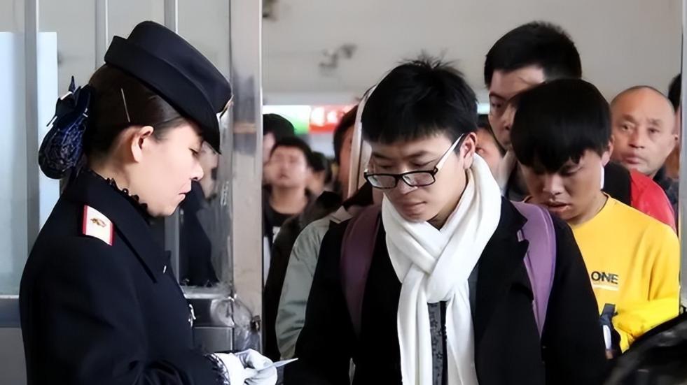 秋招|铁路单位“秋招”已开始，对学历要求不高，薪资待遇却很诱人