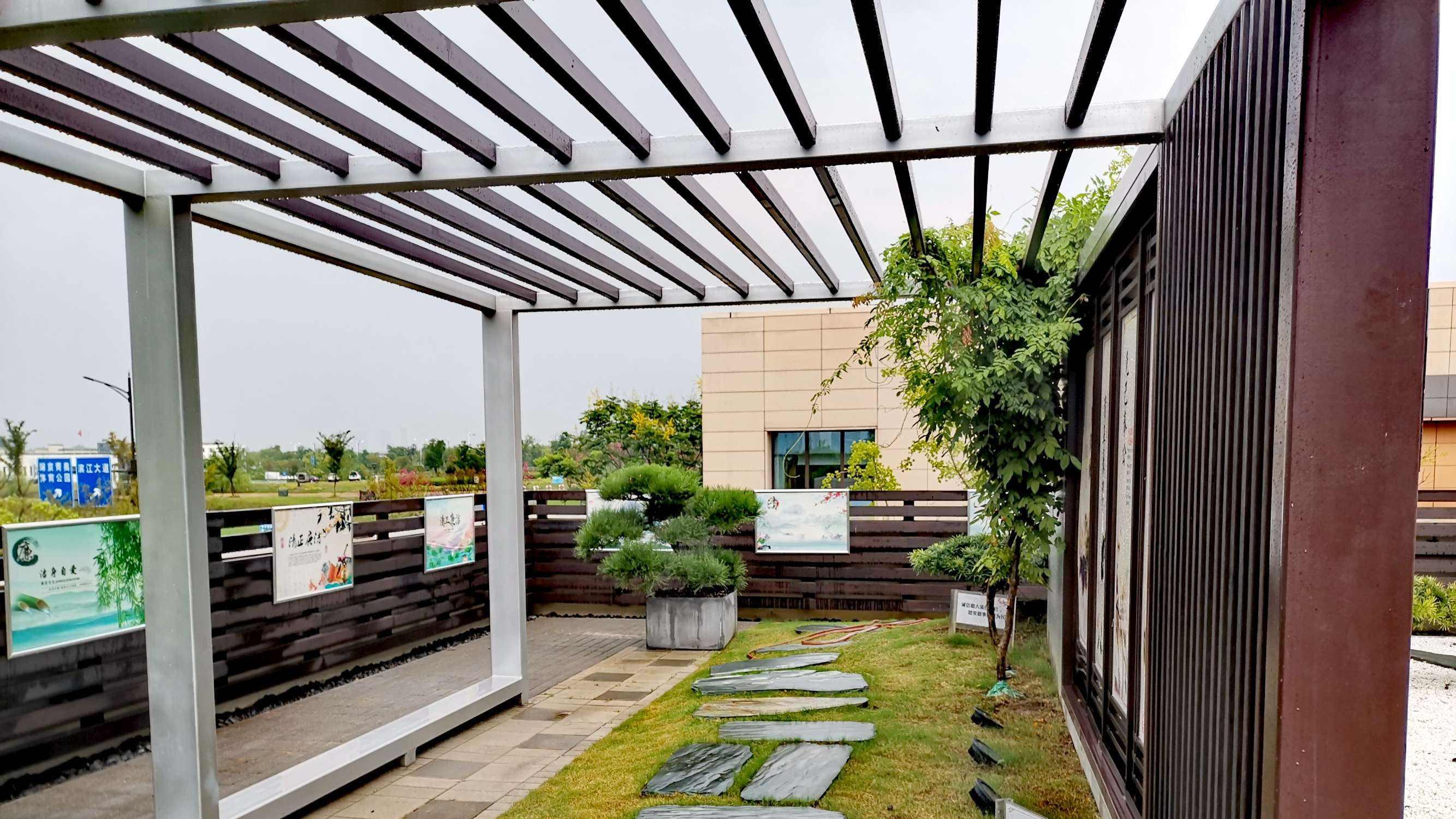 朋友住在顶楼，最近想在楼顶搞一个空中花园，能否请大家提供好思路？