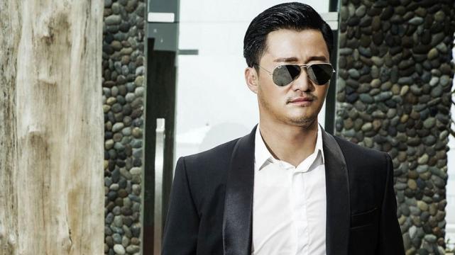 吴京|340分钟，吴京战争片合二为一，《长津湖》进军100亿，网友：管饭不？