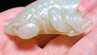 石榴|清乾隆 和田玉籽料 白玉 金蟾石榴 把件挂件