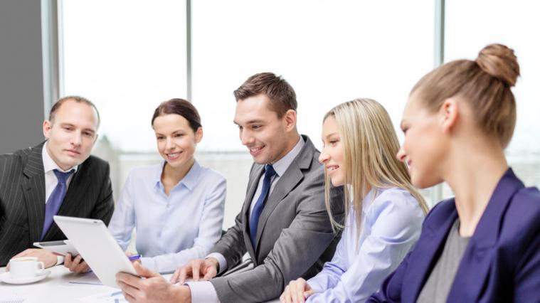 |职场在很多人眼里似乎永远也不会有所不同