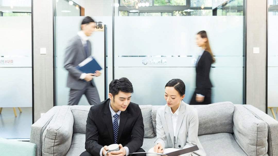 女孩|九零后女孩踏实肯干，升职为领导层后，为何工作变得更困难？