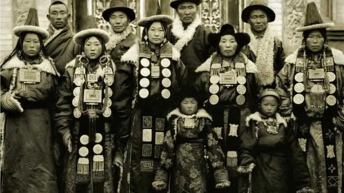 1936年，陈渠珍儿子发现父亲失声痛哭，原因竟是一位19岁藏族女孩