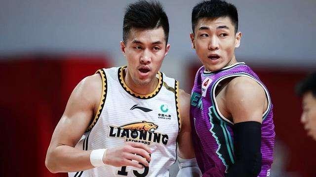 山东男篮|1点，山东辽宁传惊喜，第2个郭艾伦驰援丁彦雨航，恭喜巩晓彬